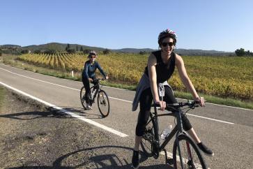 Downhill to Florence bike tour | happy guests | bikeinflorence.com